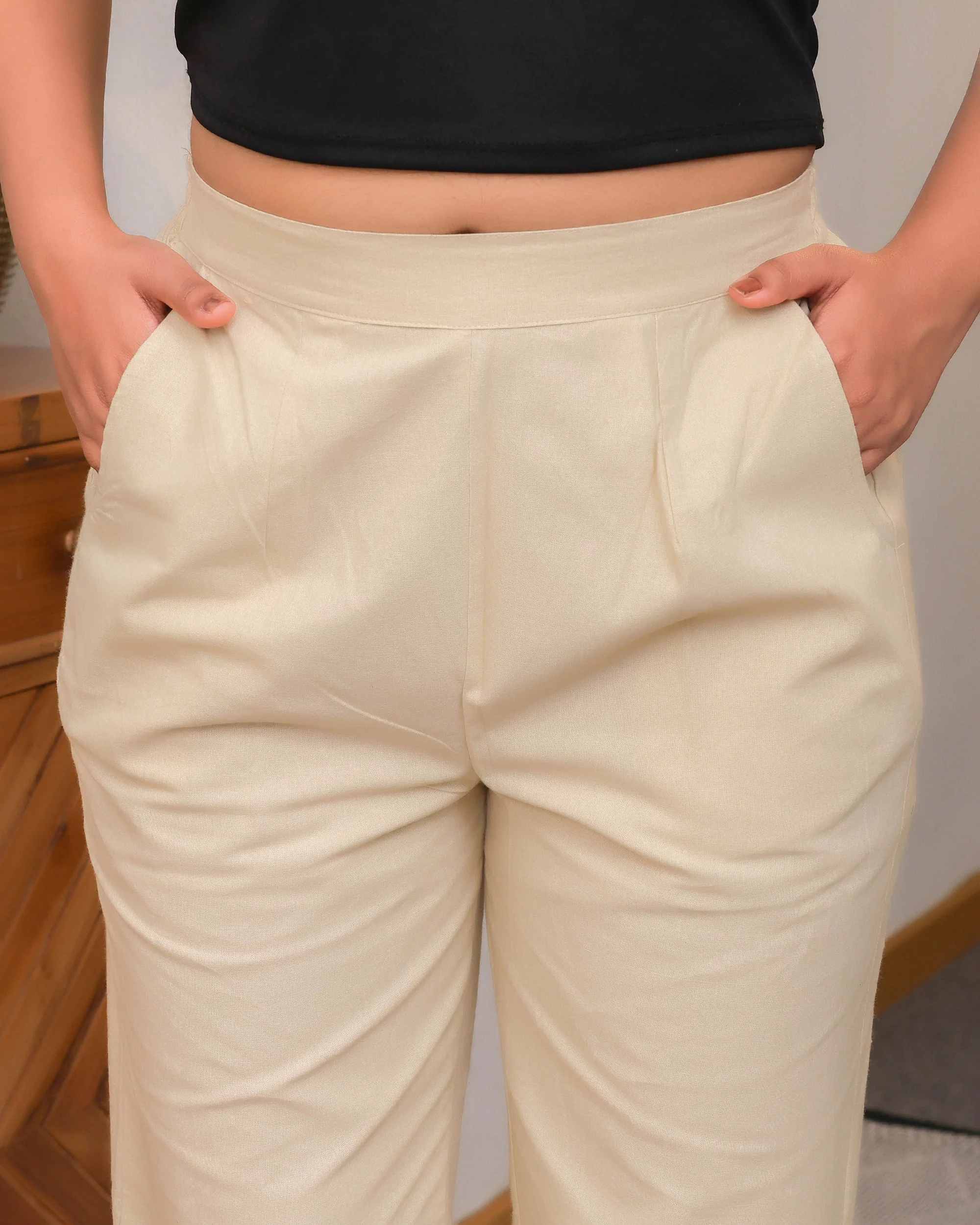 Off White Solid Airy Linen Pants - Image 8