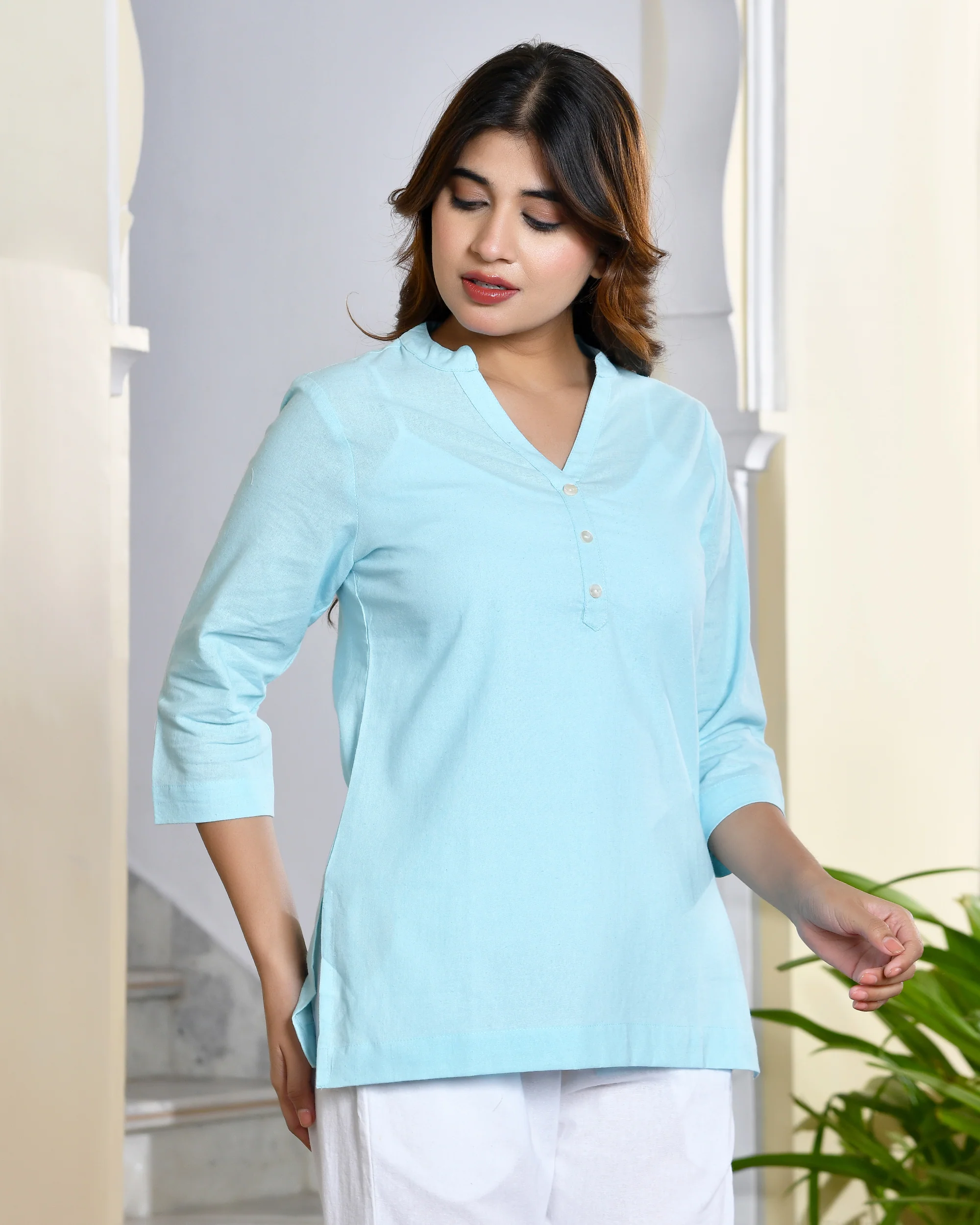 Sky airy linen short kurti - Image 10