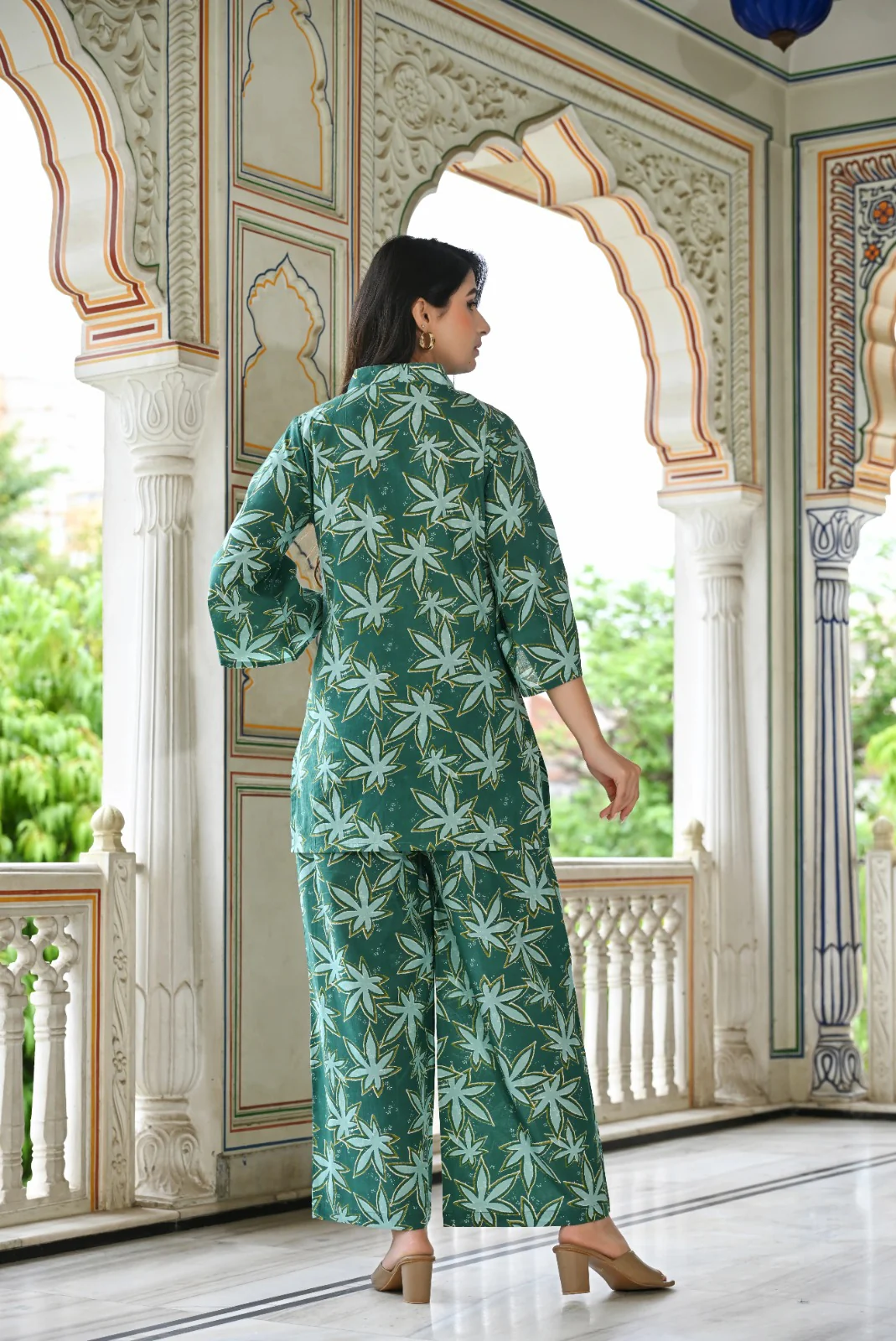 Star green printed cotton co- ord set - Image 4