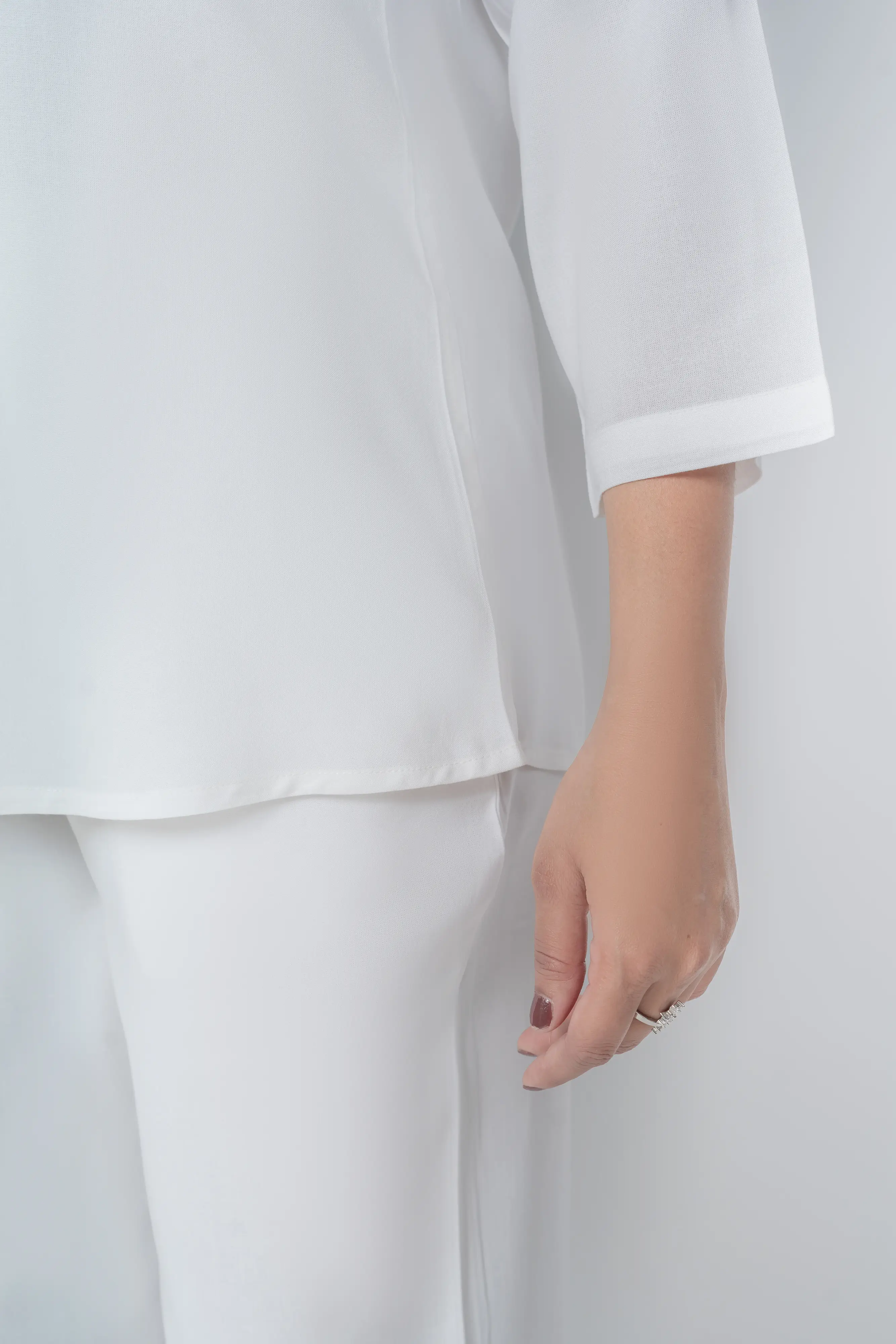 White Viscose co-ord set - Image 9